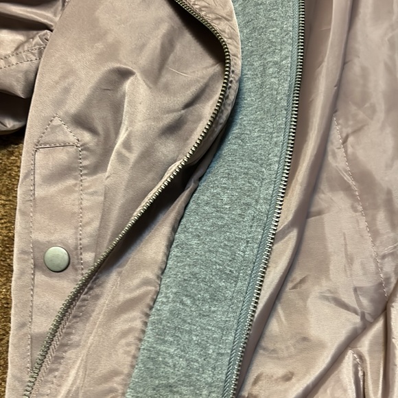 NWT FOREVER 21 casual bomber jacket in lavender/gray with pockets and zipper L - Picture 4 of 7